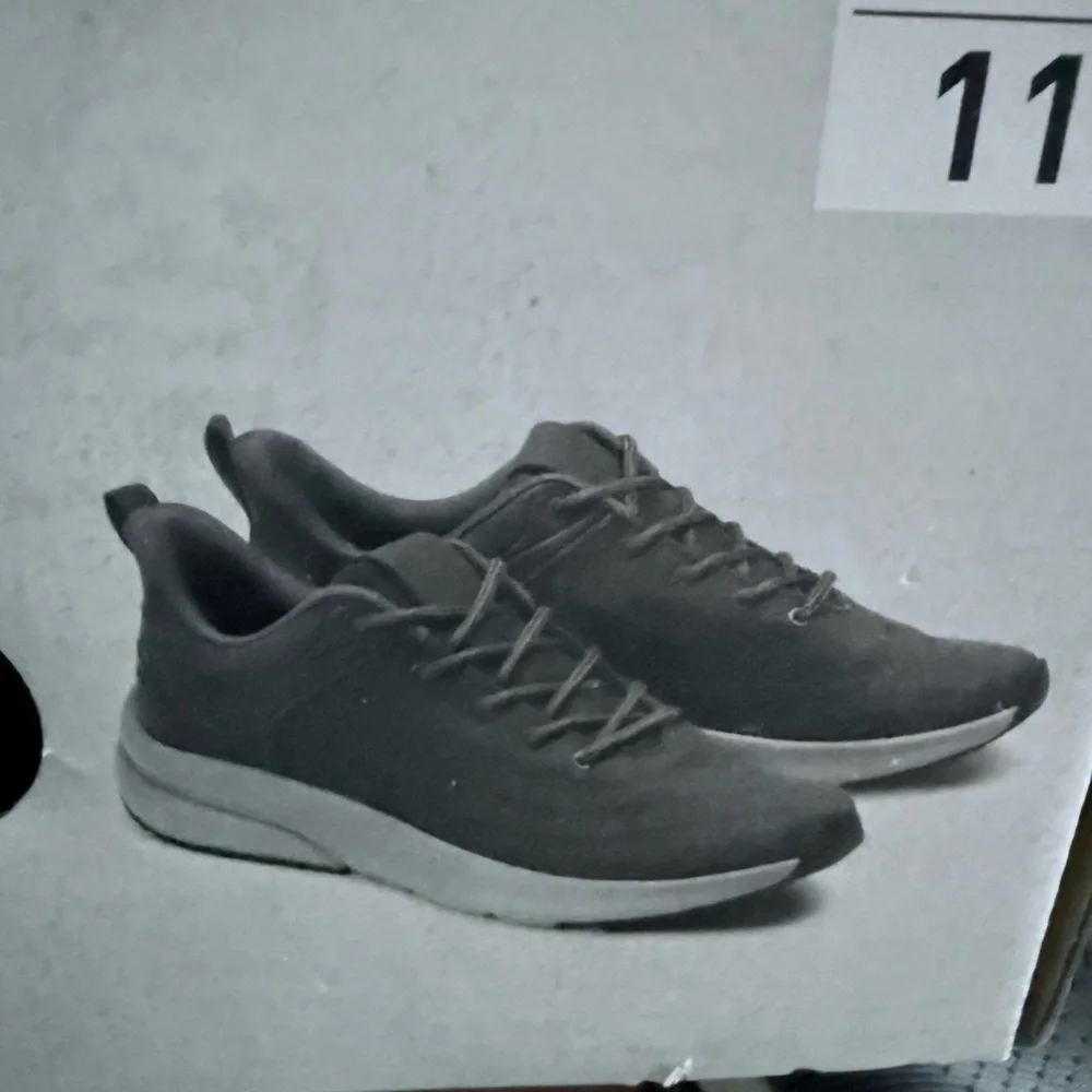 Crane Crossfit Men’s  Memory Foam Sneakers